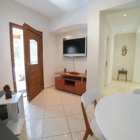 Мини-отель Angels Pool And 2*