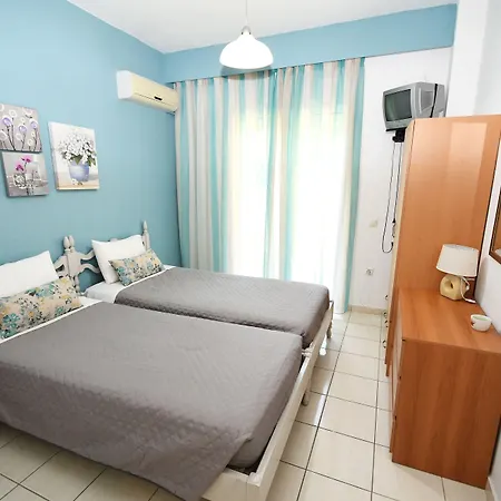 Angels Pool And 2* 팔레오카스트리차