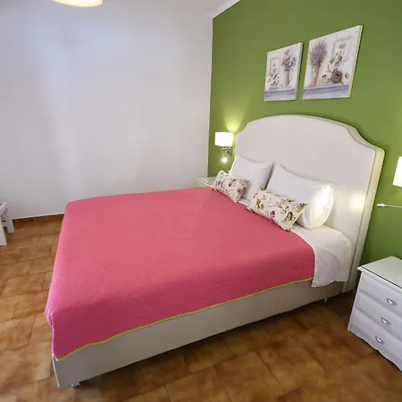 Angels Pool And Мини-отель 2*