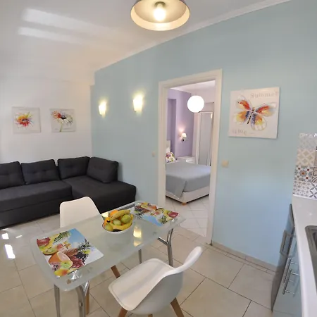 Мини-отель Angels Pool And