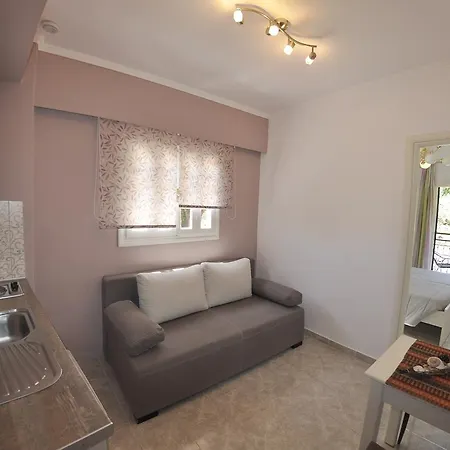 Angels Pool And 2* 팔레오카스트리차