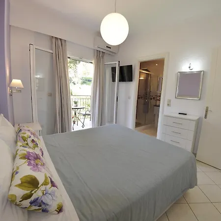 Angels Pool And 2* Палеокастрица