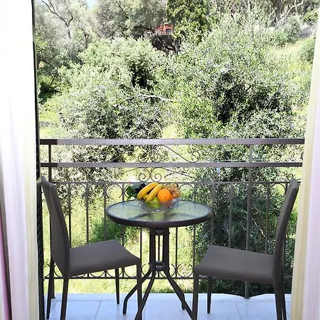 Мини-отель Angels Pool And Палеокастрица