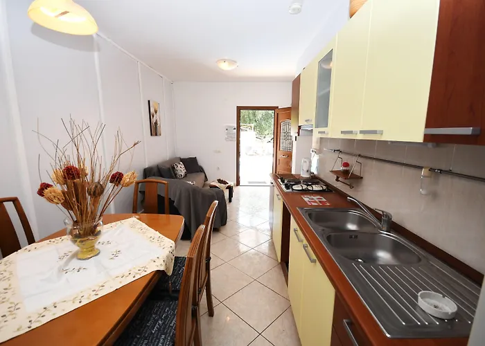 Angels Pool And Мини-отель